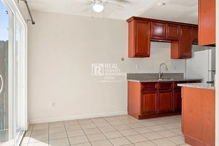 3009 Canyon Crest Dr #A - Photo 5 of 50