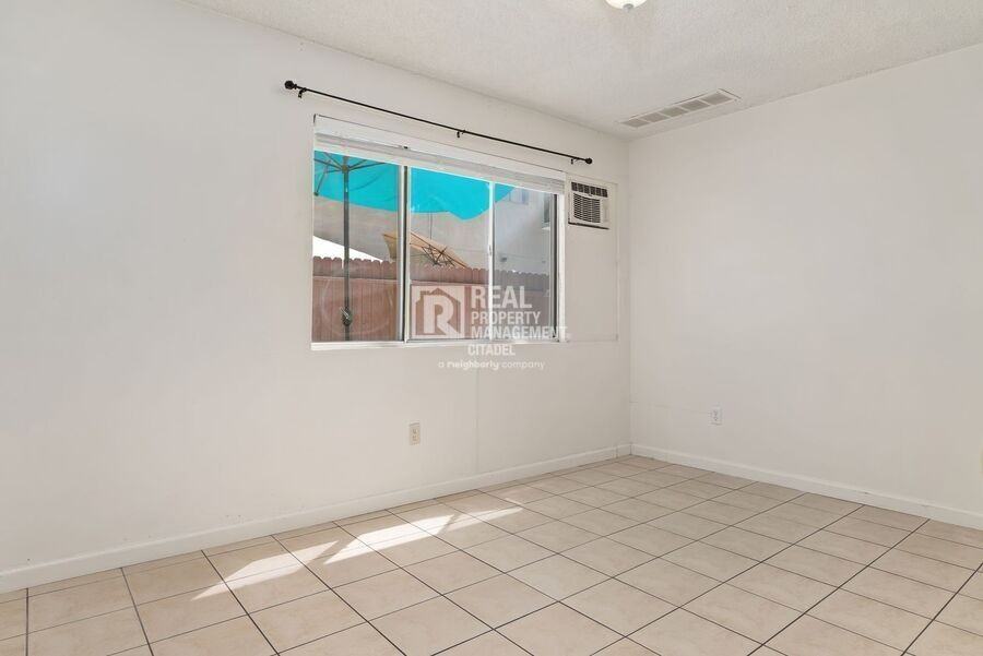 3009 Canyon Crest Dr #A - Photo 7 of 50