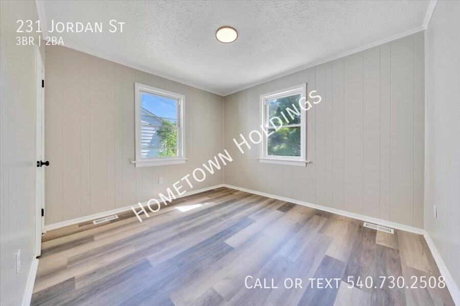 231 Jordon St - Photo 7 of 14