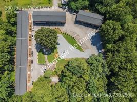 featured image of 100 Ridgeview Ln #9