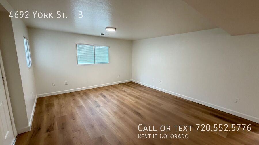 4692 York St #B - Photo 3 of 14
