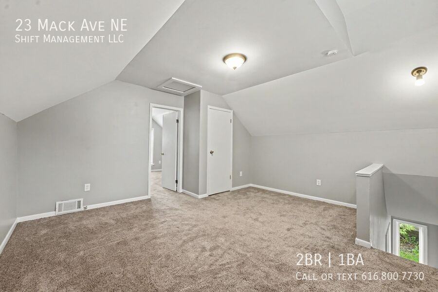 23 Mack Ave Ne - Photo 7 of 16