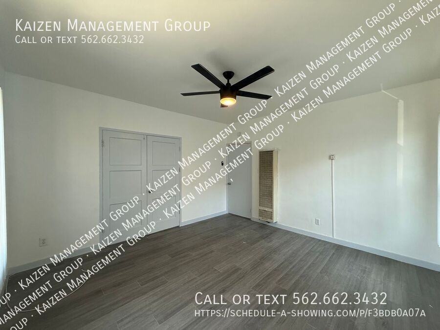 1634 Pine Ave #E - Photo 3 of 10