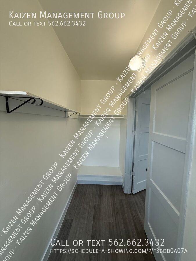 1634 Pine Ave #E - Photo 5 of 10