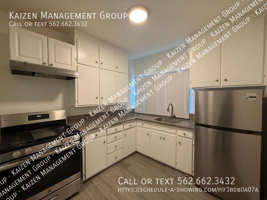1634 Pine Ave #E - Photo 6 of 10