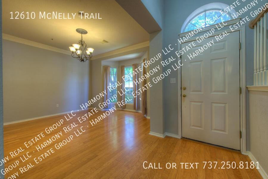 12610 Mcnelly Trl - Photo 3 of 19