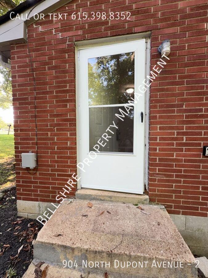 904 N Dupont Ave #2 - Photo 2 of 9