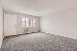 featured image of 1975 S Decatur St