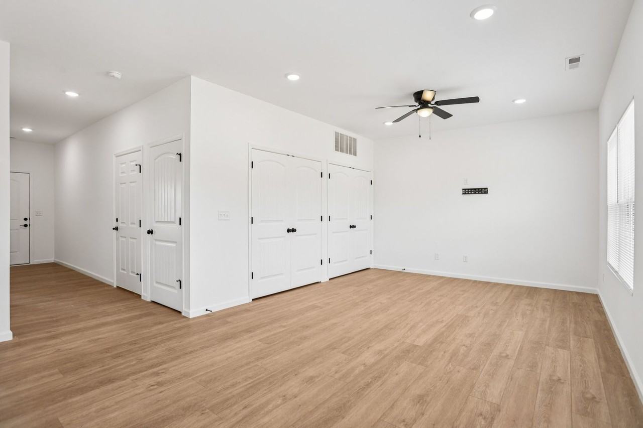 41 Santo Domingo Dr - Photo 5 of 37