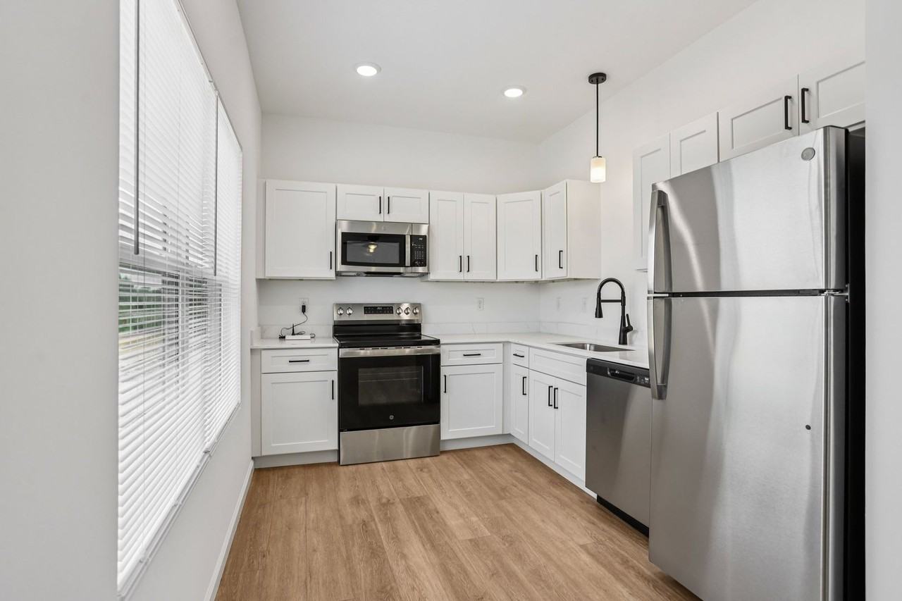 41 Santo Domingo Dr - Photo 6 of 37