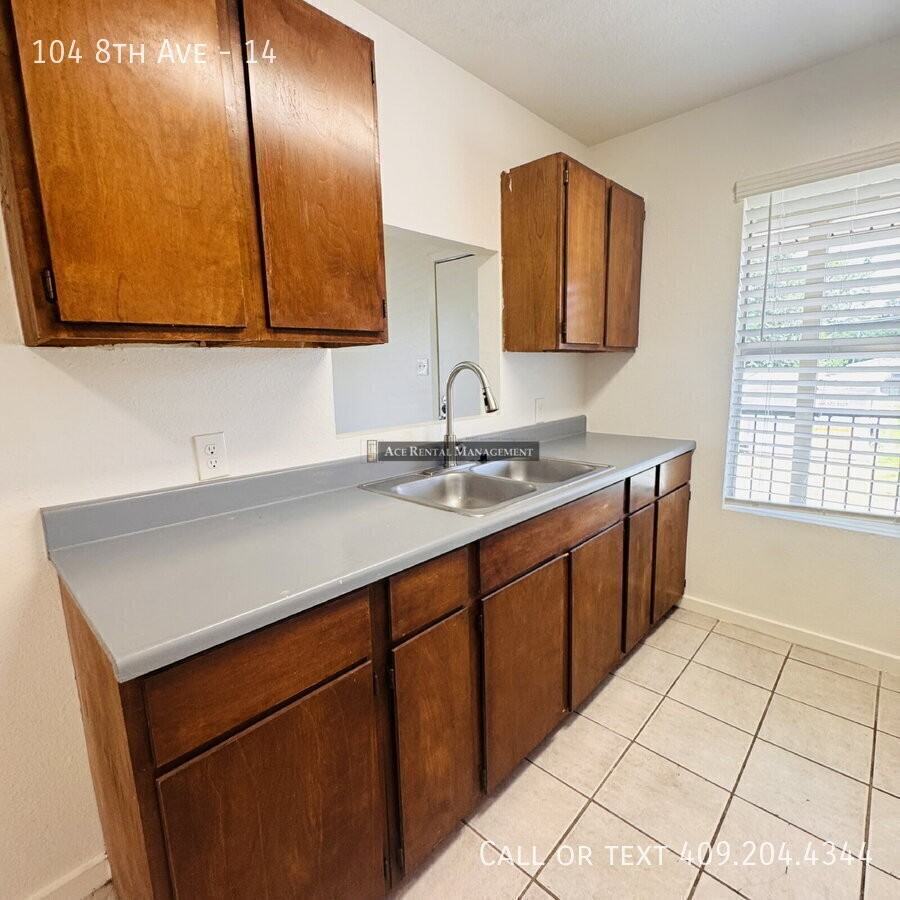 104 8th Ave #14 - Photo 7 of 15