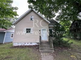 featured image of 705 Harmon St