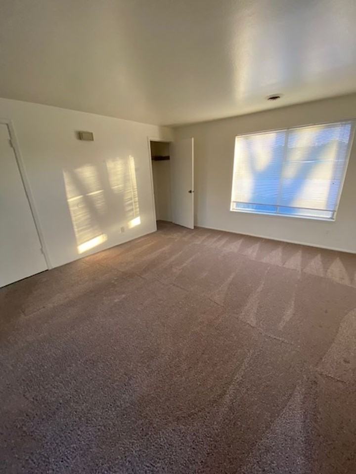 124 Colby Court Ln - Photo 7 of 13