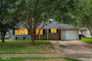 featured image of 359 Carrollton Ave