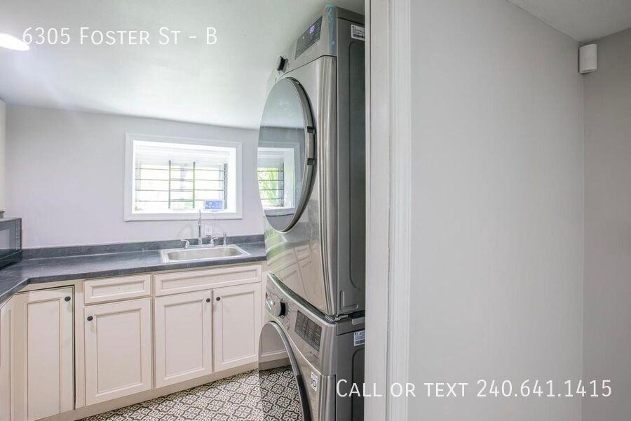 6305 Foster St #B - Photo 5 of 12