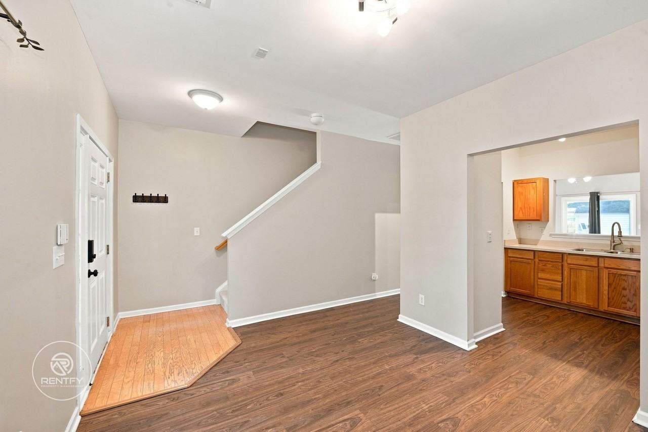 18478 Streamline Ct - Photo 4 of 18
