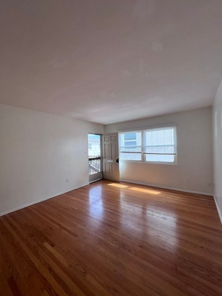 4720 Wilson Ave #4726 - Photo 7 of 12