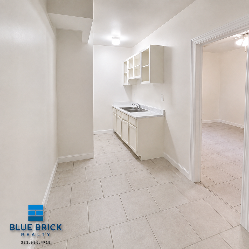 217 S Boyle Ave #24 - Photo 2 of 4
