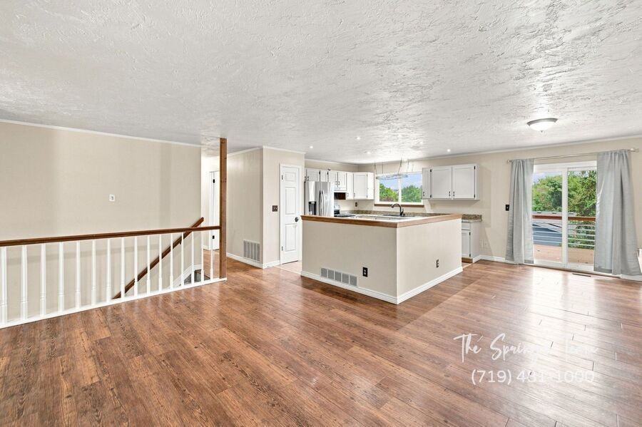 3060 Maverick Dr - Photo 7 of 50