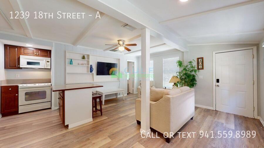 1239 18th St - Photo 3 of 11