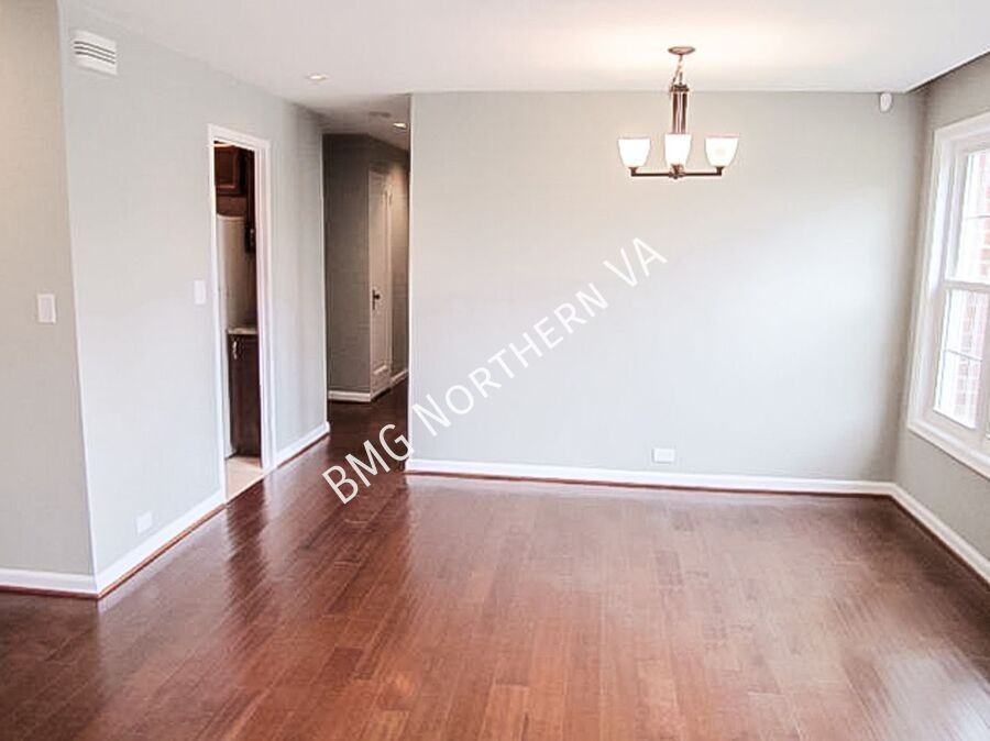 3553 Martha Custis Dr #905-35 - Photo 5 of 18