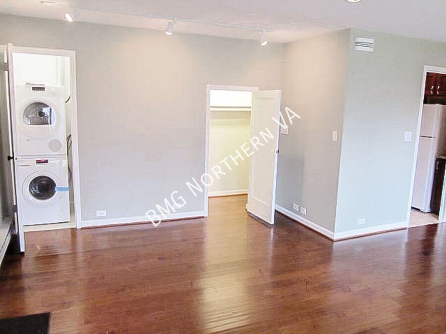3553 Martha Custis Dr #905-35 - Photo 6 of 18