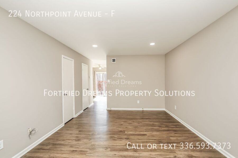 224 Northpoint Ave #F - Photo 2 of 15