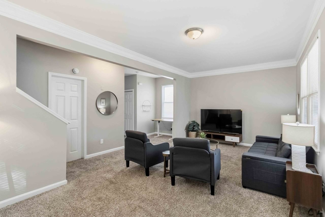 639 Ira St Sw - Photo 6 of 24