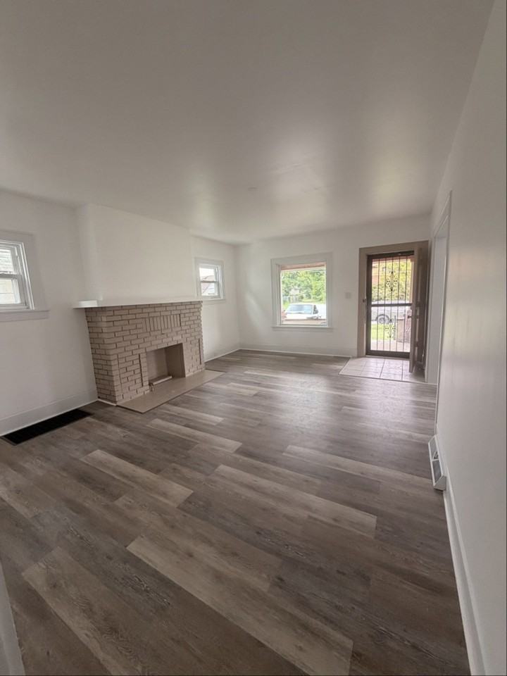 351 E Judson Ave - Photo 2 of 15