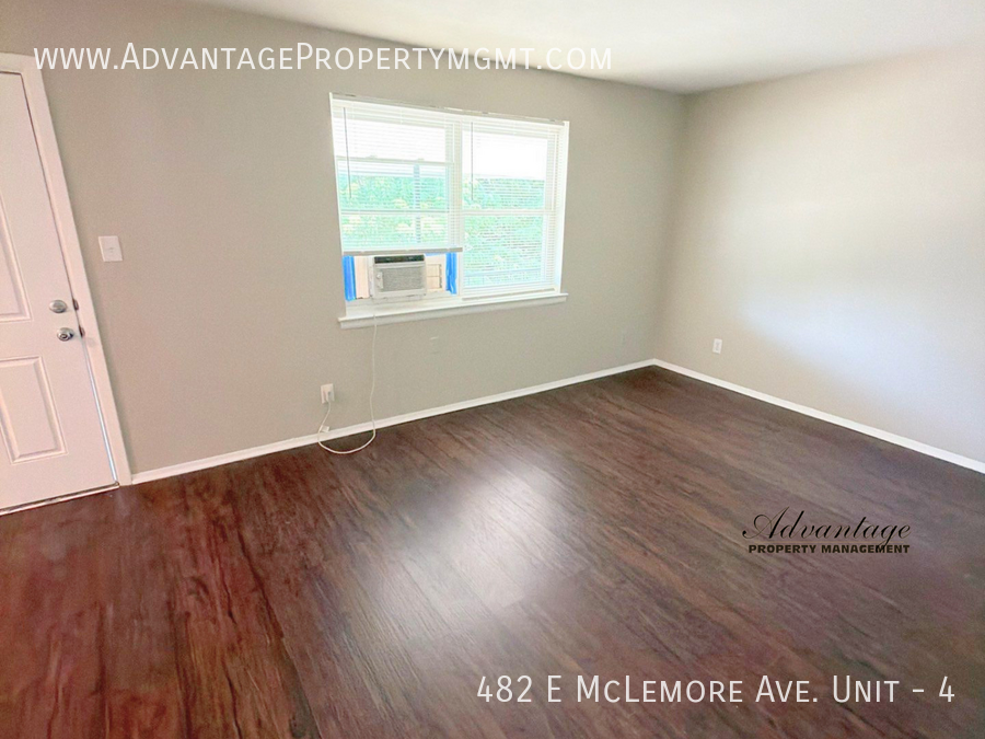 482 E Mclemore Ave #4 - Photo 4 of 18