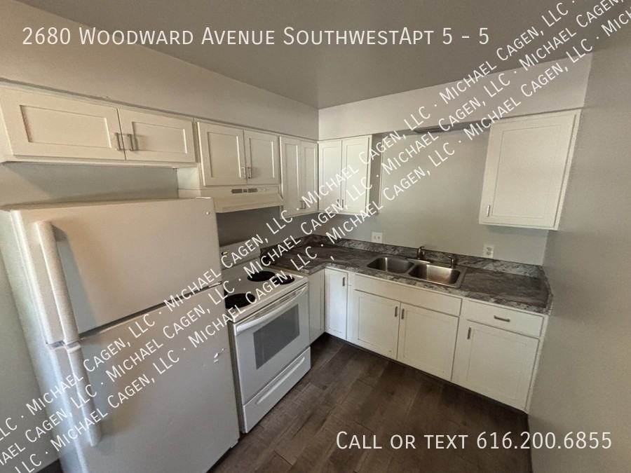 WOODWARD & #5 - Photo 3 of 12
