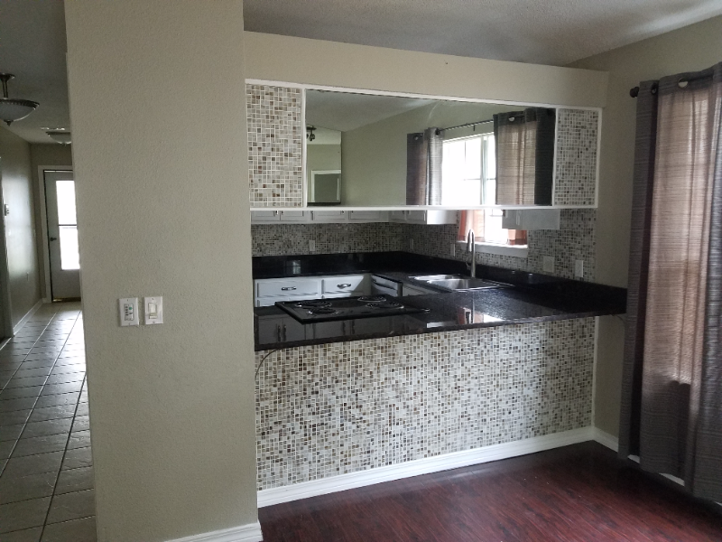 169 Wildflower Ln - Photo 4 of 12
