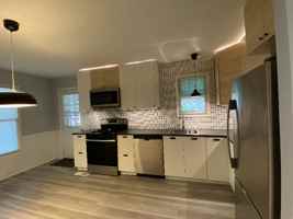 featured image of 220 W Corbin St