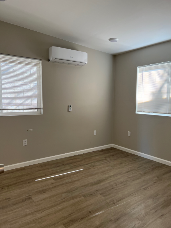 201 Eaton Way - Photo 3 of 5
