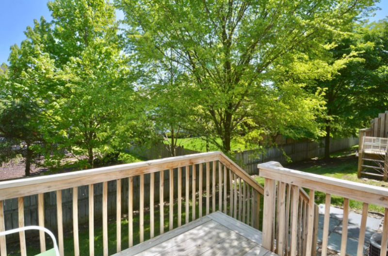 7408 Cayman Ln - Photo 4 of 36