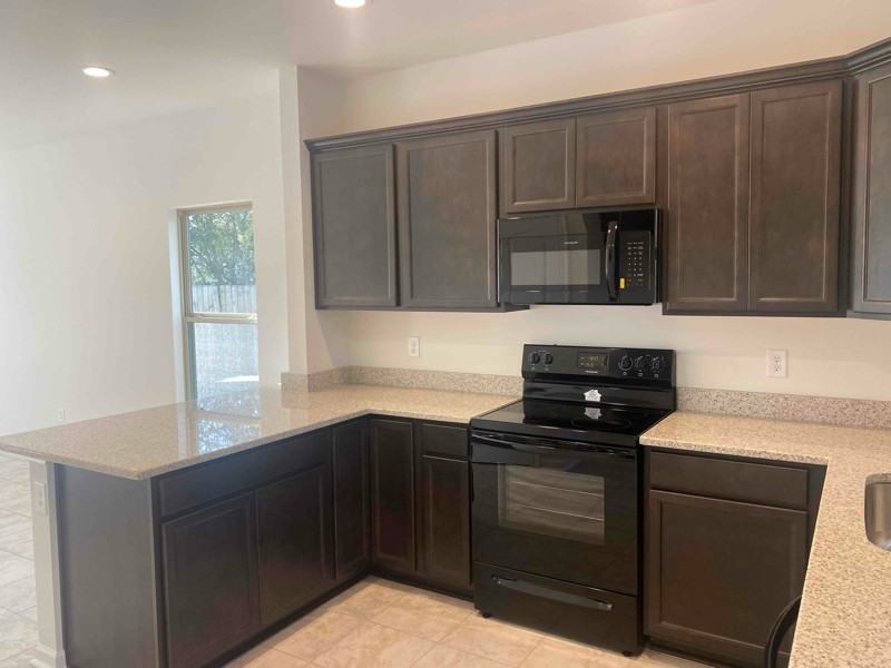 44067 Parker Blvd - Photo 5 of 13