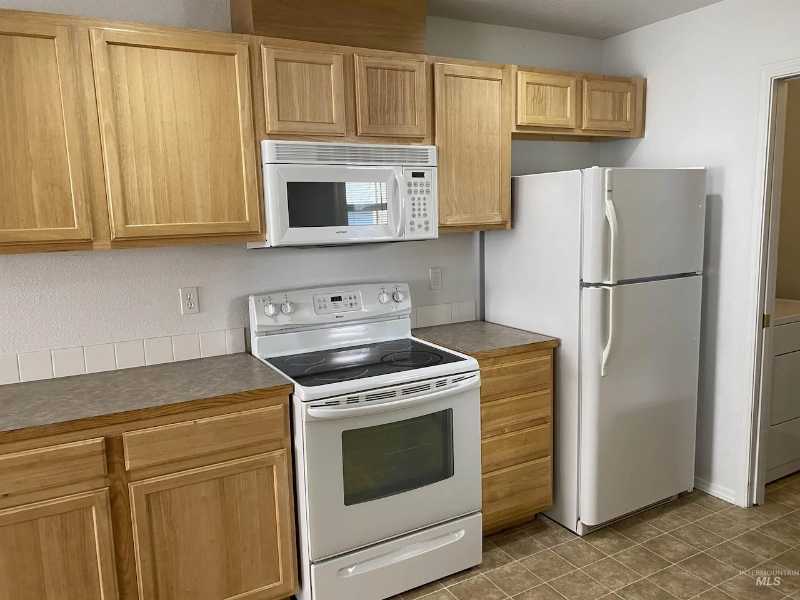 116 Ne Lotus Ct #116 - Photo 7 of 20