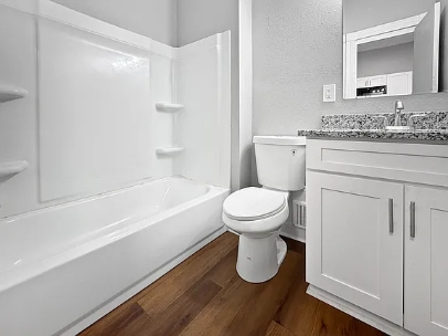 635 Reynes St - Photo 4 of 5