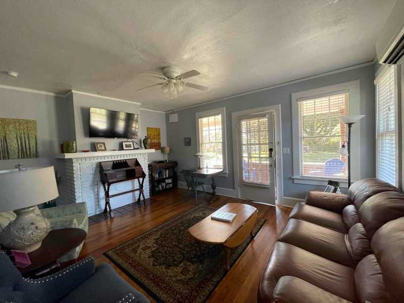 919 Talbot Ave - Photo 7 of 16