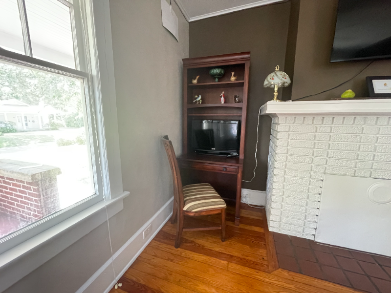 921 Talbot Ave - Photo 3 of 19