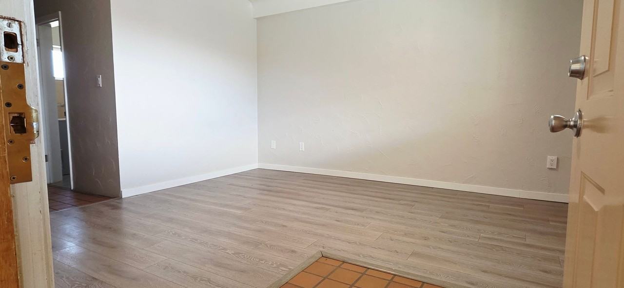 701 Airport Dr #19 - Photo 2 of 6