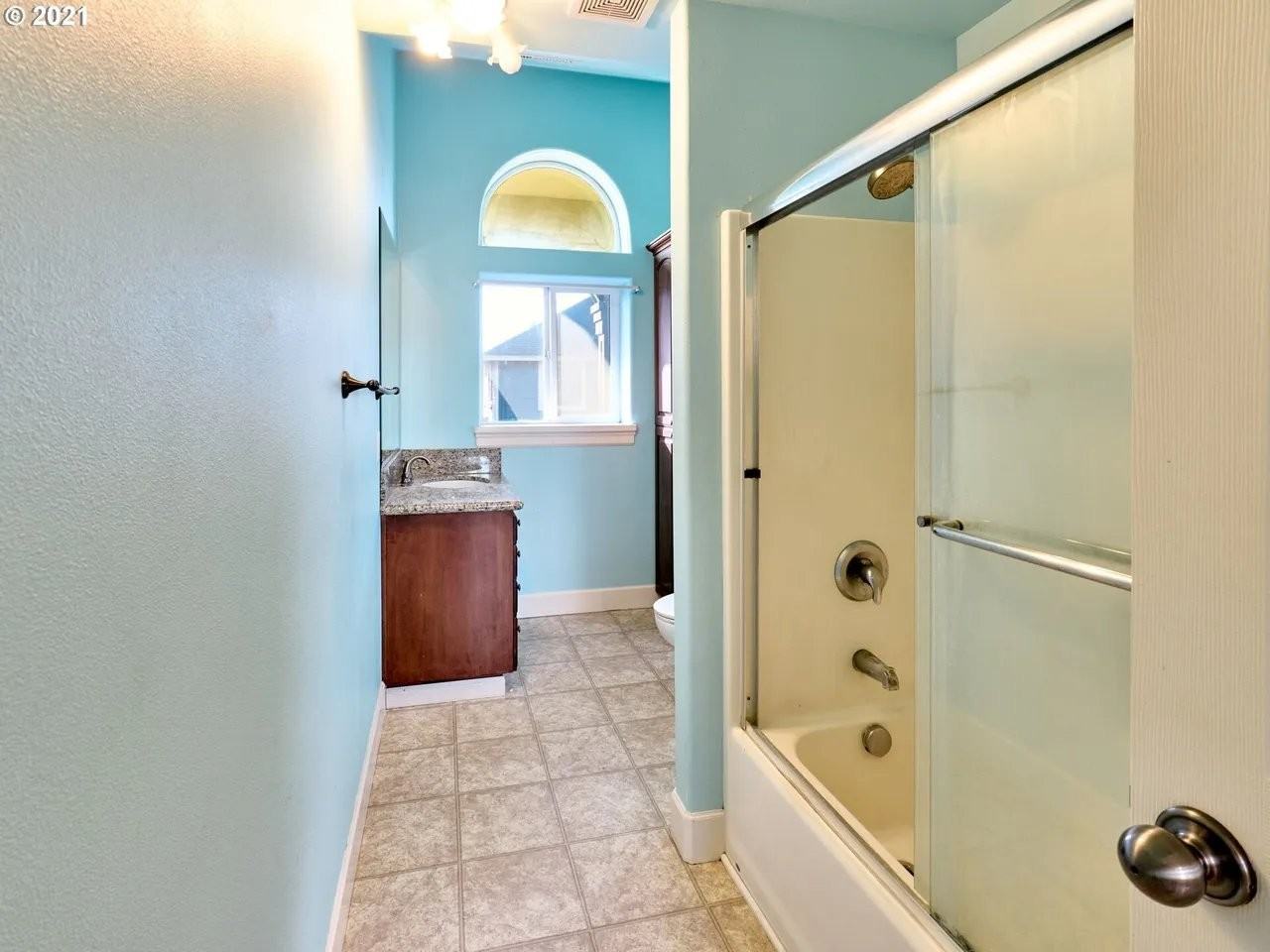 3289 3rd St - Photo 5 of 11