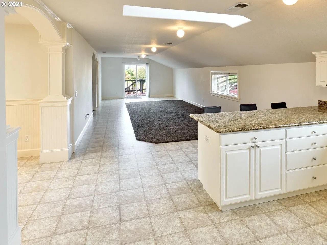 3289 3rd St - Photo 6 of 11