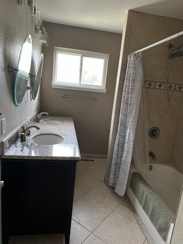 1 Gramercy Dr #3 - Photo 3 of 9