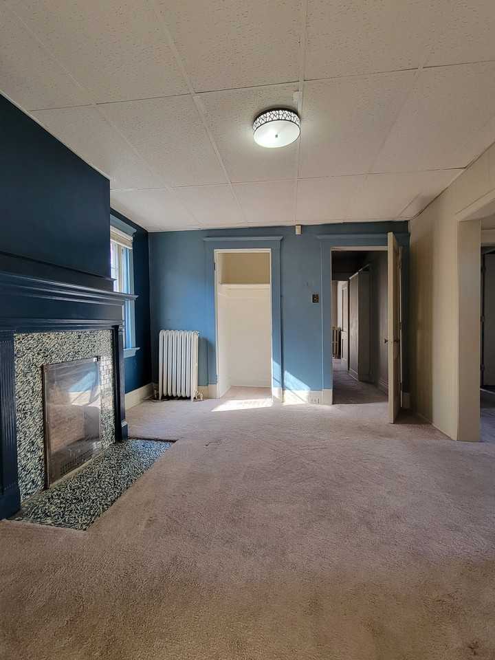 1514 Wood St #2 - Photo 4 of 17