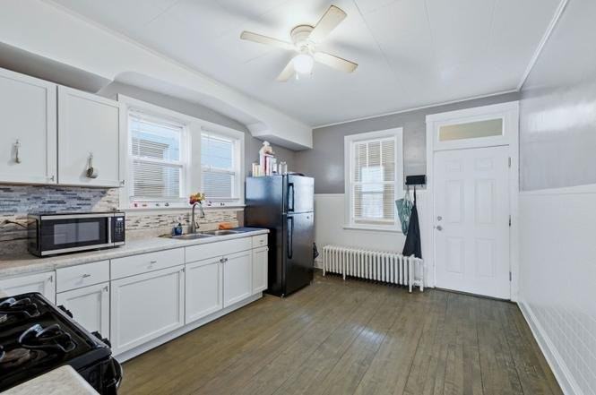 8412 S Manistee Ave #2 - Photo 2 of 20