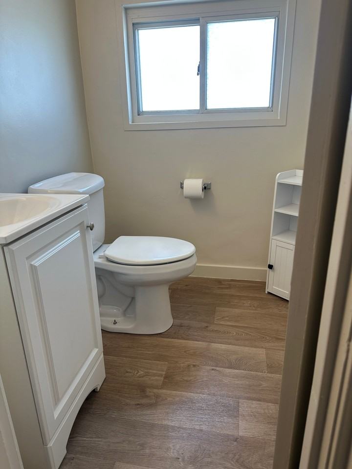214 12th St - Photo 3 of 23