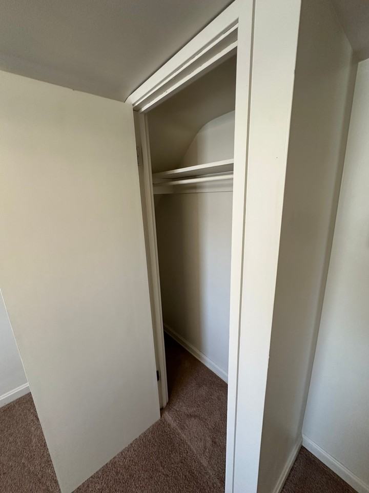 214 12th St - Photo 5 of 23