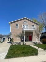 featured image of 1429 E Redondo Ave