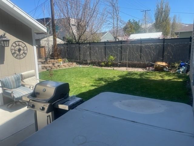 1429 E Redondo Ave - Photo 4 of 5